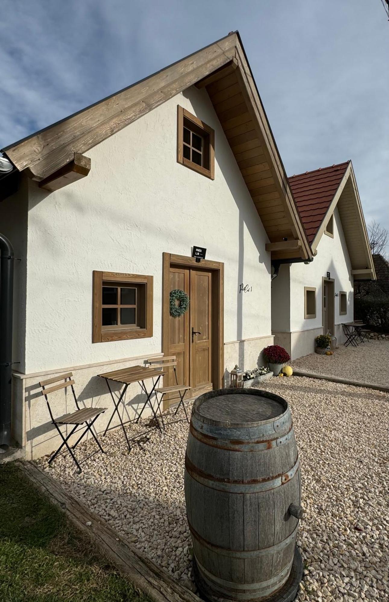 Pres-Lak Apartment Tarjan Exterior photo